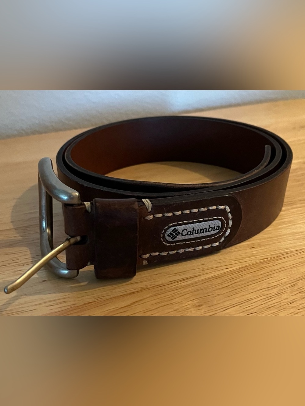 Columbia Brown Leather Belt with Contrast Stitching